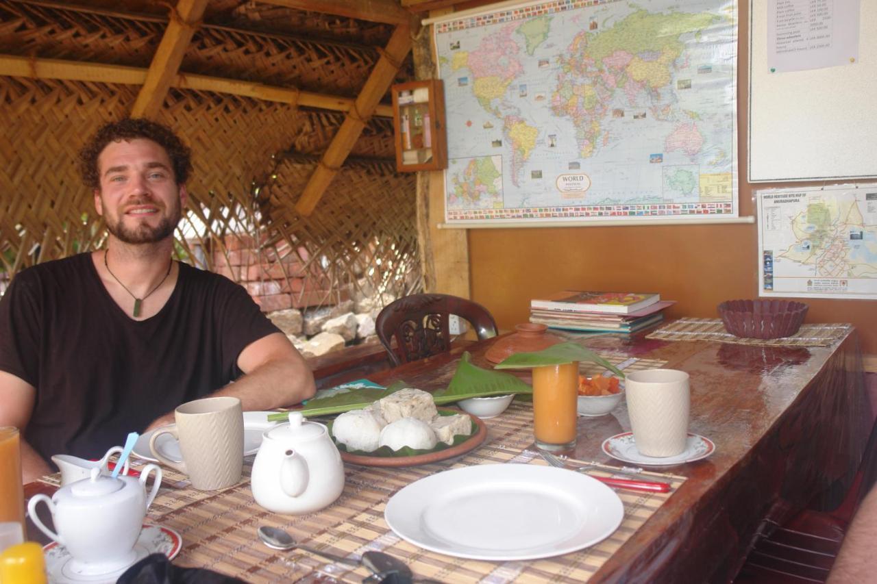 Homestay Camping Anuradhapura Ngoại thất bức ảnh